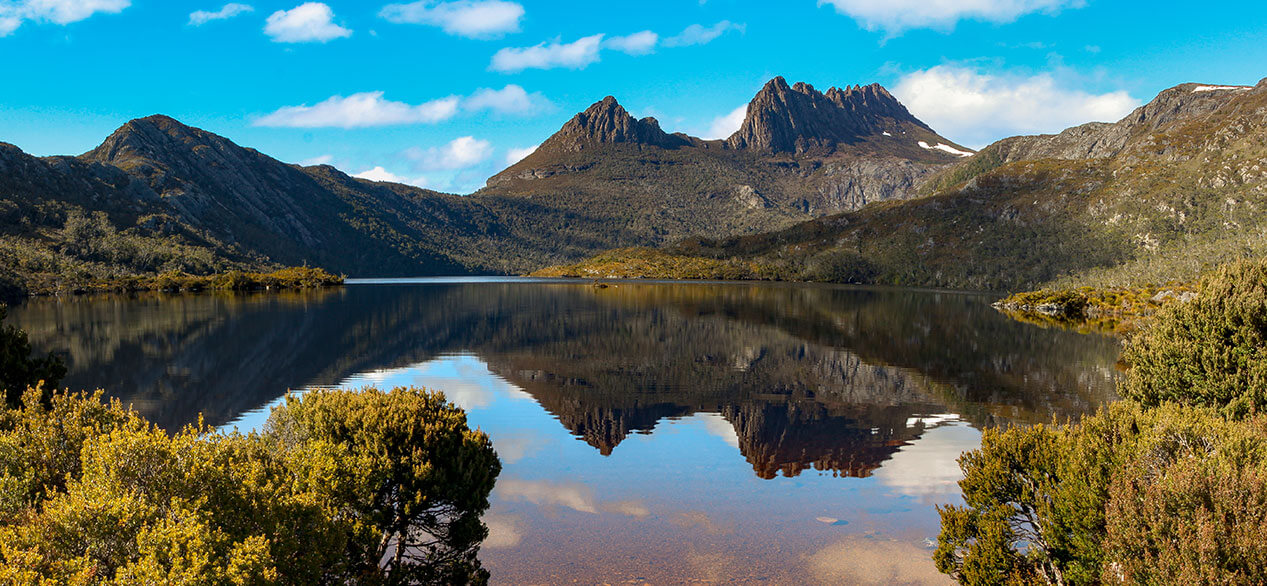 Panorama beautiful mountain scenery, Dove Lake, Cradle Mountain NP, Tasmania