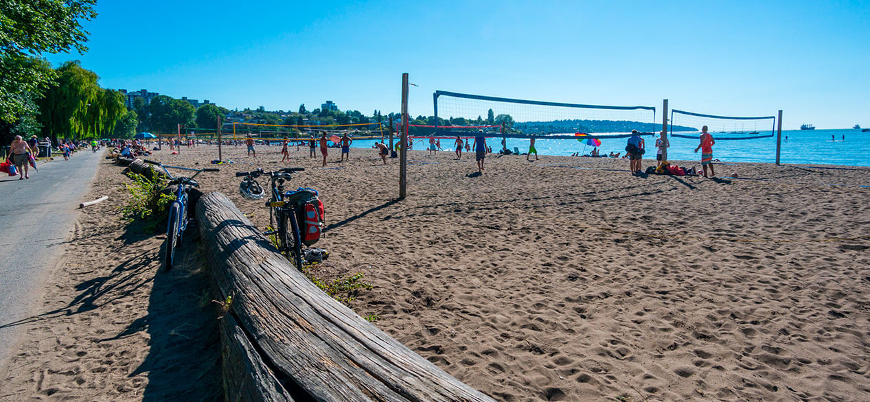 People enjoying the day at the Kitsilano beach in Vancouver